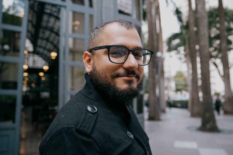 Yago Martins qualifica a voz de Deive Leonardo como “a doce voz do diabo”