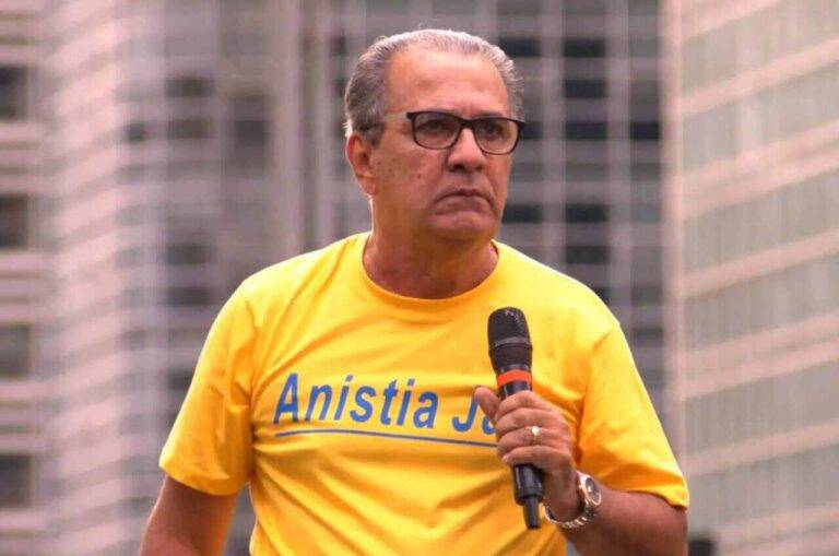 Urgente: PF apreende celulares de Silas Malafaia em mandado de busca e apreensão